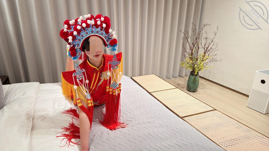 【海角原创】165姐姐中国风高清视频贴组图，祝大家新年快乐！！！-会喷水的亲姐姐社区-姐姐-QXSQ