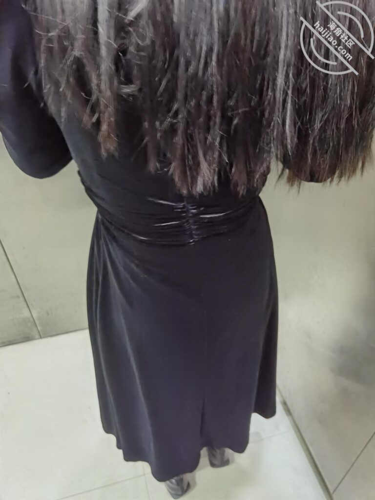 楼下的少妇太诱人了-我把骚邻居少妇骑社区-邻居-QXSQ