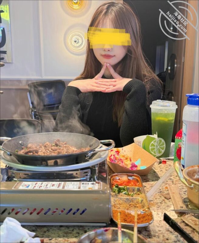 原创:趁老哥不在家,拿下他那超高颜值的老婆,光她那张脸就够我射得了~-QXSQ