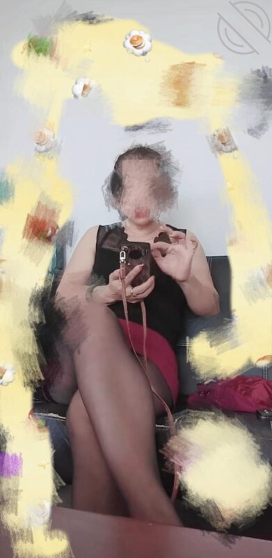 1 在老妈的监视下，过得好压抑，我也想回老家看看啊，谁能救救我哇-QXSQ