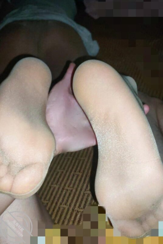 3 全网求助，青春期打个飞机有错么？我妈往死骂我，不想活了-QXSQ