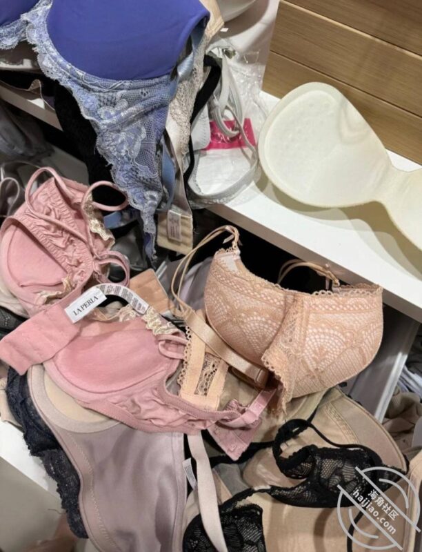 13 解禁后的第一次，憋的太久，有些猛，在床上日的我妈都有些抽搐了哇-QXSQ