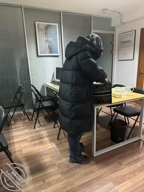 记录（5） 今天来我妈公司接我妈下班回家，再偷拍下日常-QXSQ