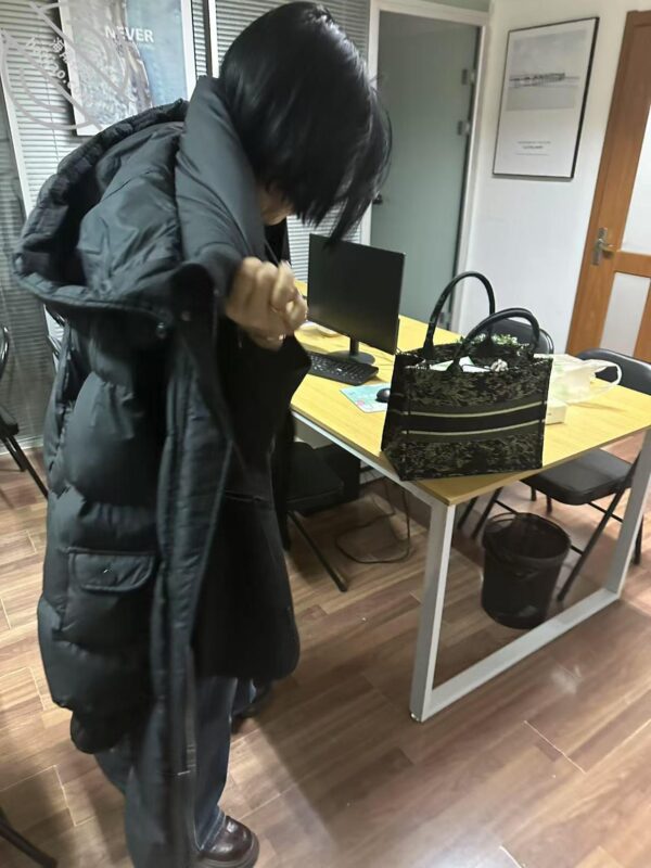 记录（5） 今天来我妈公司接我妈下班回家，再偷拍下日常-QXSQ