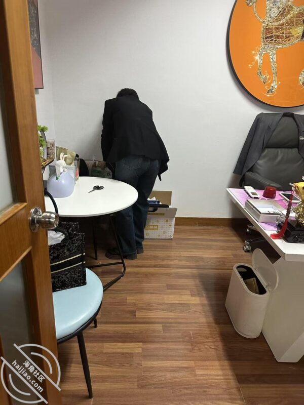 记录（5） 今天来我妈公司接我妈下班回家，再偷拍下日常-QXSQ