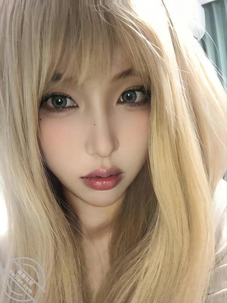 原创:趁父亲不在家,和朋友一起3p我的美艳小妈,多角度轮流爆操,爽翻了~-烟色晚空、社区-其它-QXSQ