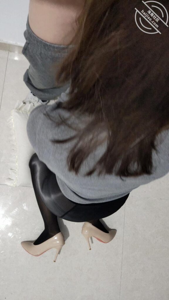 过年期间老爸和老妈回来了-我的36岁后妈社区-妈妈-QXSQ