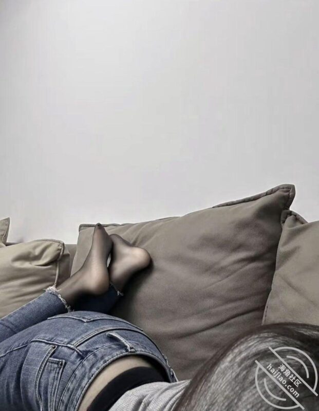 当老师的反差婊姐姐（十一），给大家来点姐姐自慰的福利吧-QXSQ