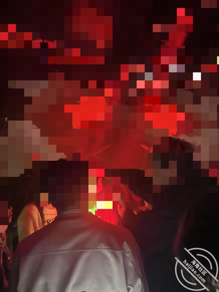 夜晚的酒吧温暖如家（视频贴）-内心中的黑暗之神社区-妹妹-QXSQ